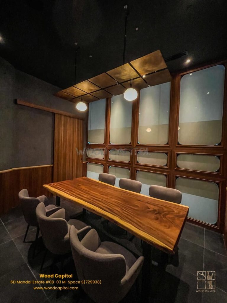 Torisei Yakitori Solid Wood Table