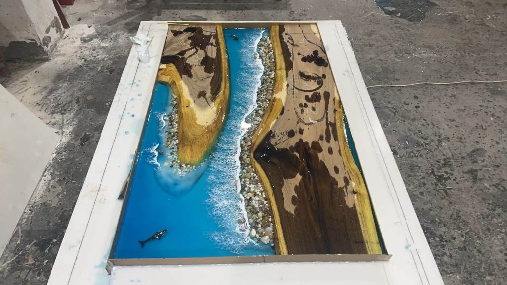 Making Epoxy Resin Table Making Epoxy Resin Table